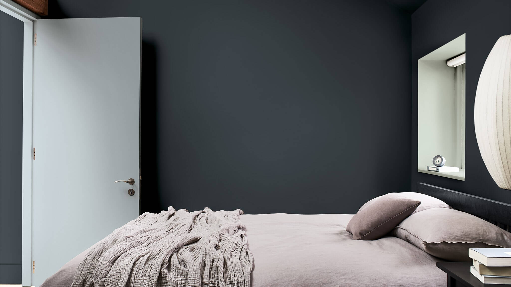 Kamar tidur mewah namun sederhana dalam warna komplementer cf20_complementary_colors_bedroom